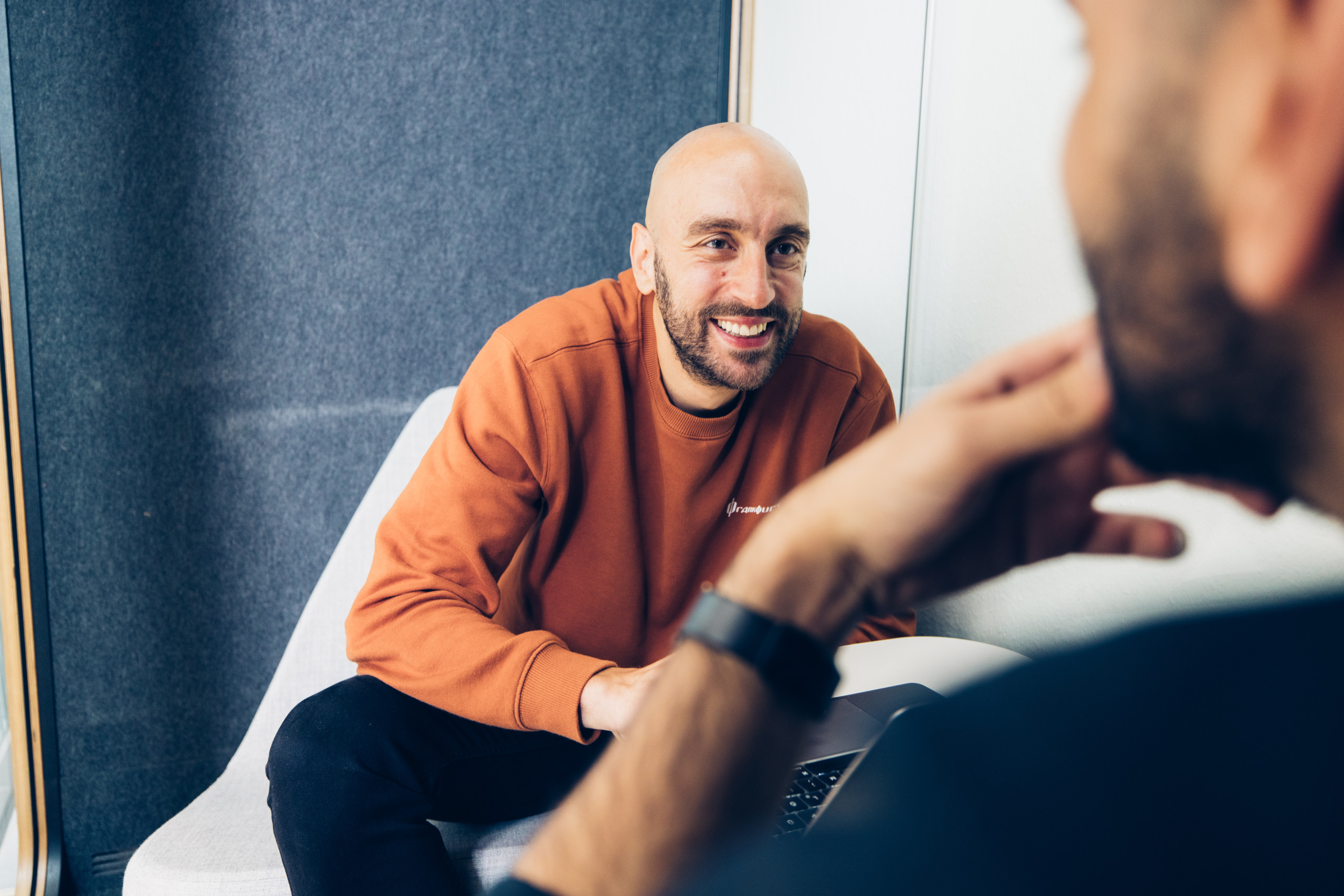 Grafik: Ansprechpartner Miran Cumurija